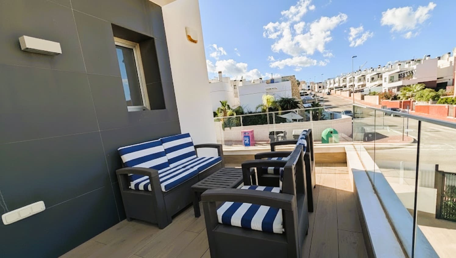 3 bedroom Villa for sale in Villamartin with pool - € 424,950 (Ref: 9360358)