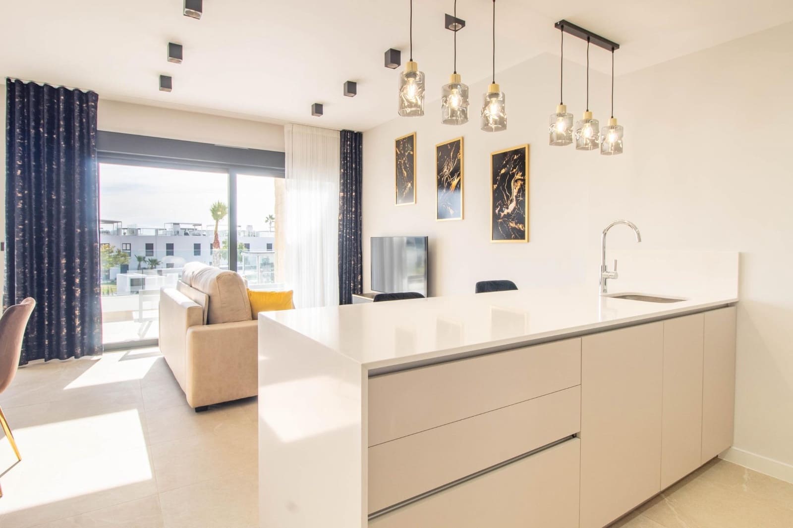 Apartamento de 2 habitaciones en Orihuela Costa en venta con piscina - 385.000 € (Ref: 9360363)