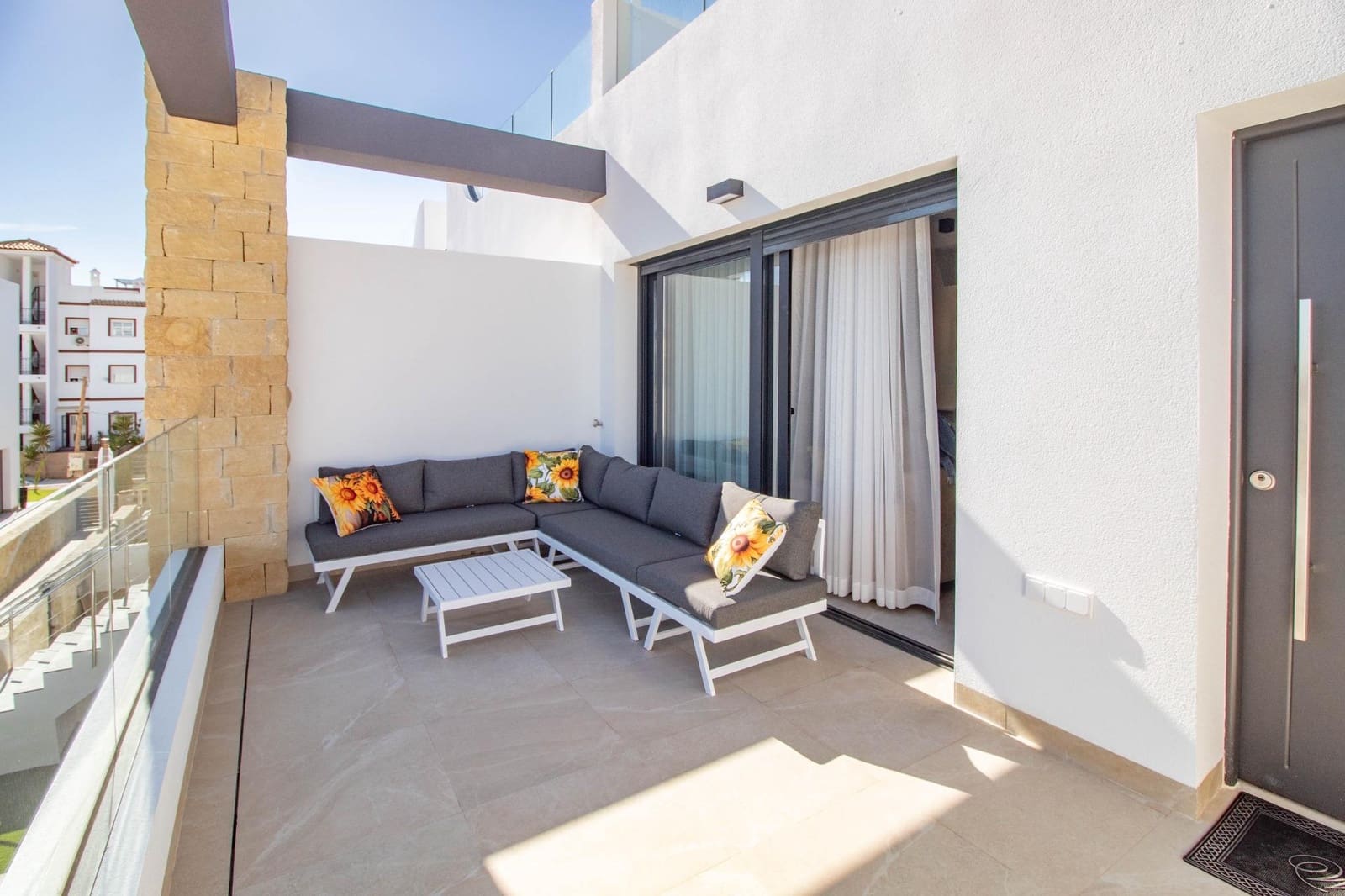 Apartamento de 2 habitaciones en Orihuela Costa en venta con piscina - 385.000 € (Ref: 9360363)