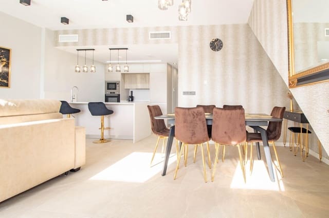 Apartamento de 2 habitaciones en Punta Prima, Orihuela en venta con piscina - 385.000 € (Ref: 9360363)