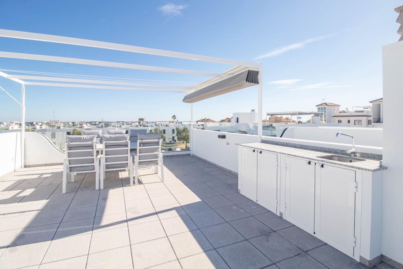 Apartamento de 2 habitaciones en Orihuela Costa en venta con piscina - 385.000 € (Ref: 9360363)