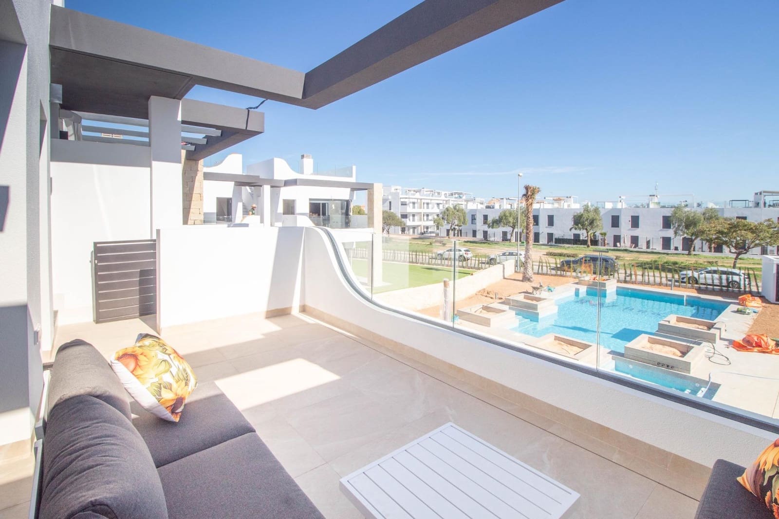 Apartamento de 2 habitaciones en Orihuela Costa en venta con piscina - 385.000 € (Ref: 9360363)
