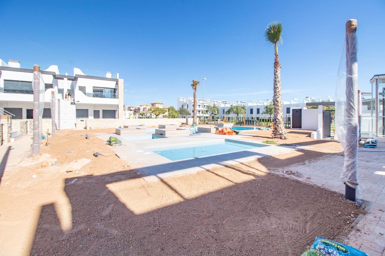 Apartamento de 2 habitaciones en Orihuela Costa en venta con piscina - 385.000 € (Ref: 9360363)