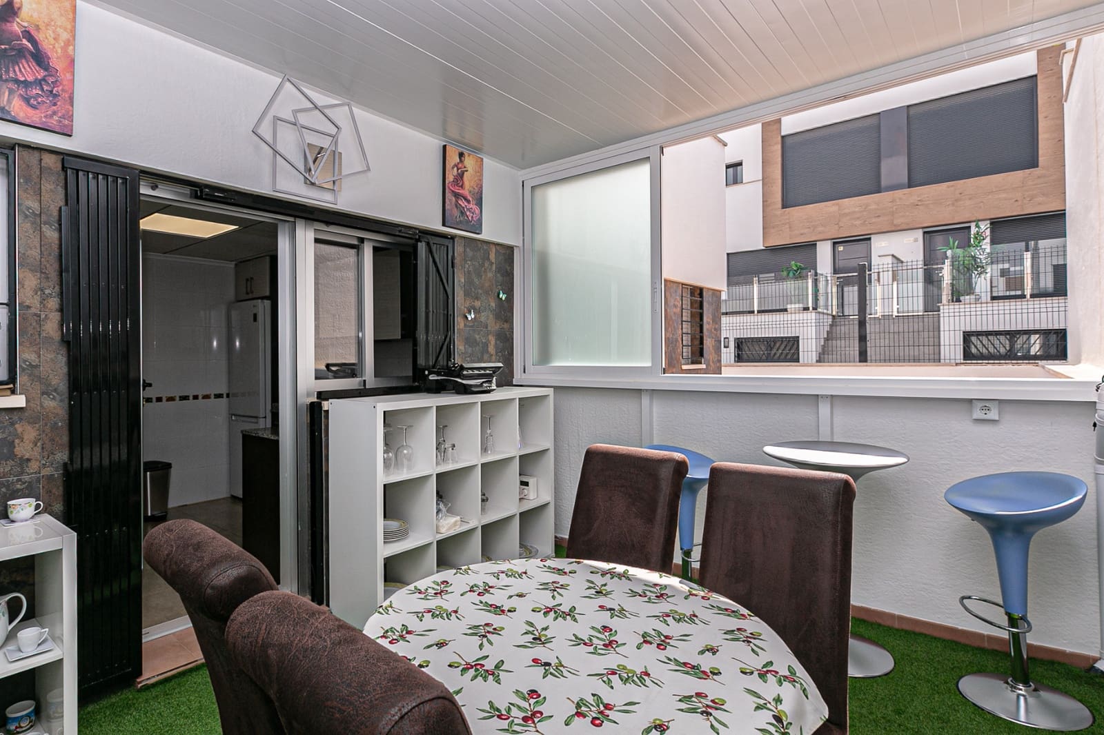 3 sypialnia Dom na sprzedaż w Guardamar del Segura z basenem garażem - 250 000 € (Ref: 9360369)