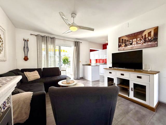 3 soverom Hus til salgs i Villamartin, Orihuela med svømmebasseng - € 319 000 (Ref: 9360375)