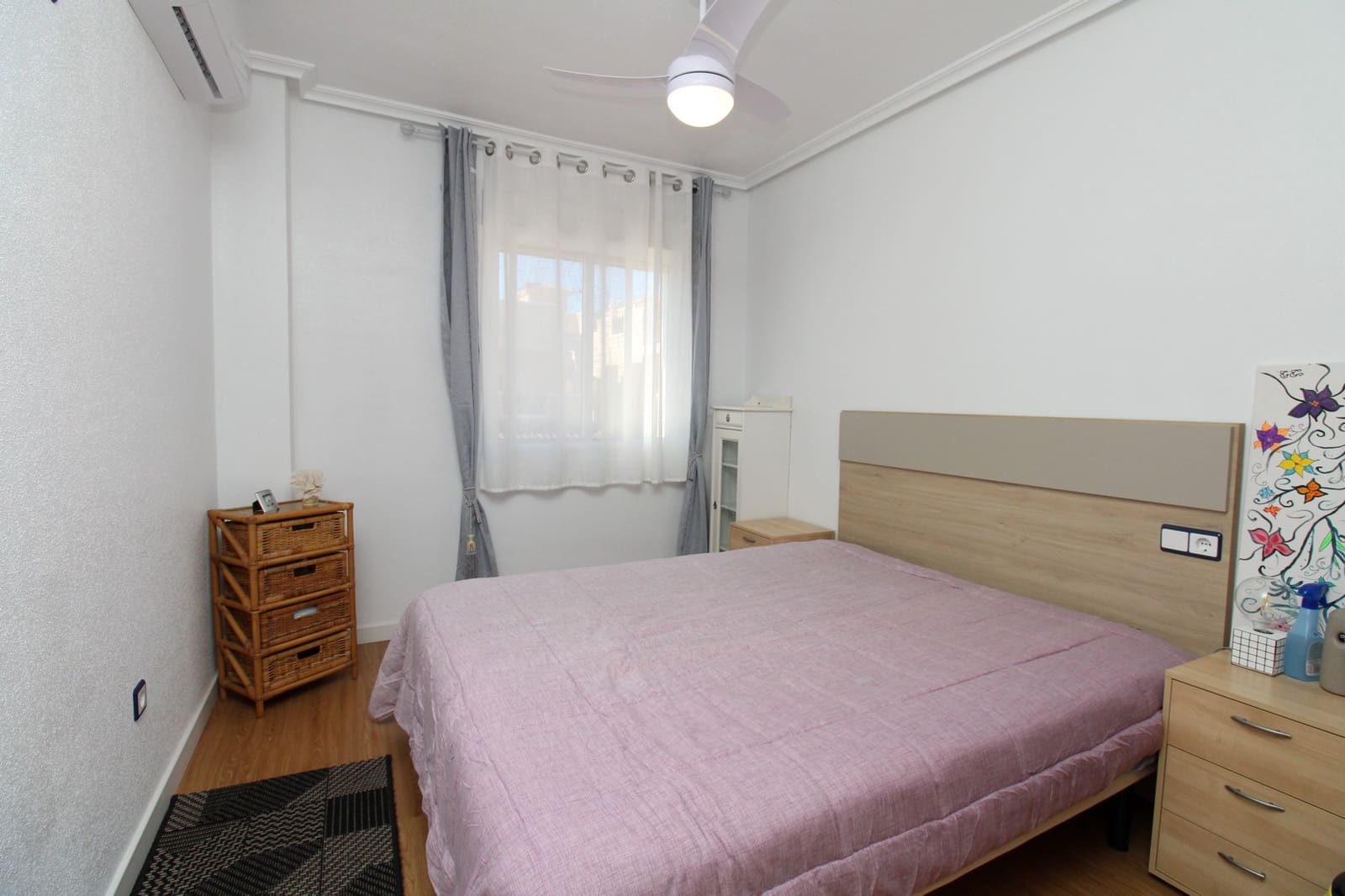 Casa de 4 habitaciones en San Miguel de Salinas en venta con piscina - 239.995 € (Ref: 9360376)