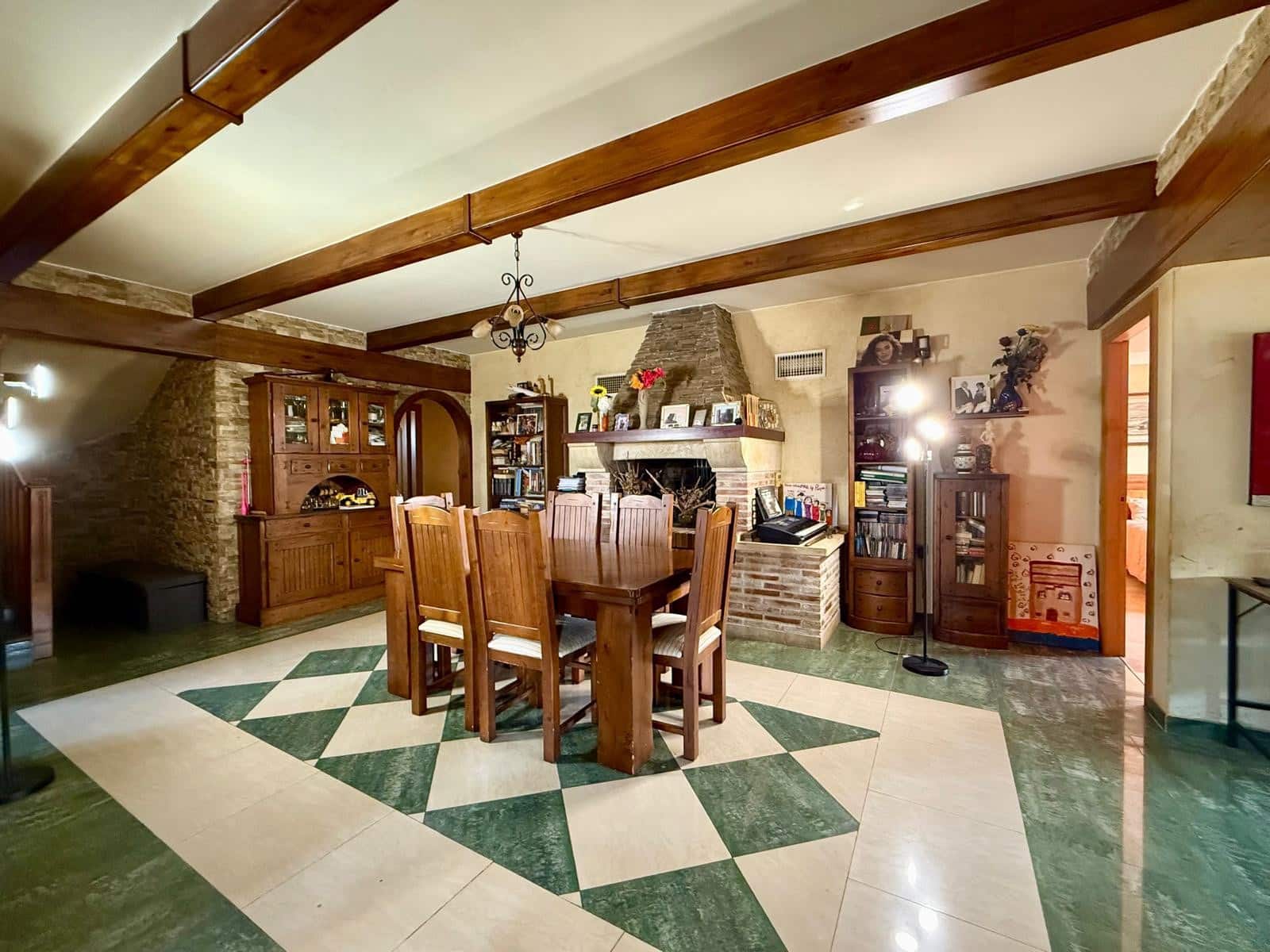 5 sypialnia Willa na sprzedaż w San Miguel de Salinas z basenem garażem - 675 000 € (Ref: 9360381)