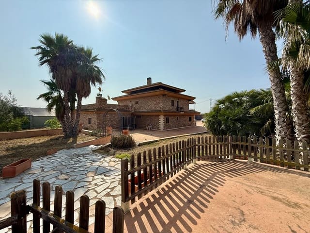 5 sypialnia Willa na sprzedaż w San Miguel de Salinas z basenem garażem - 675 000 € (Ref: 9360381)