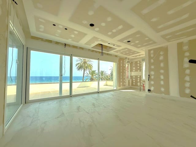 5 makuuhuone Huvila myytävänä paikassa Punta Prima, Orihuela mukana uima-altaan - 2 950 000 € (Ref: 9360385)