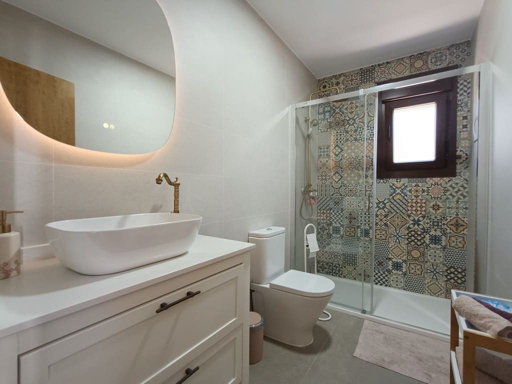 5 bedroom Villa for sale in Pinar de Campoverde with pool - € 785,000 (Ref: 9383624)