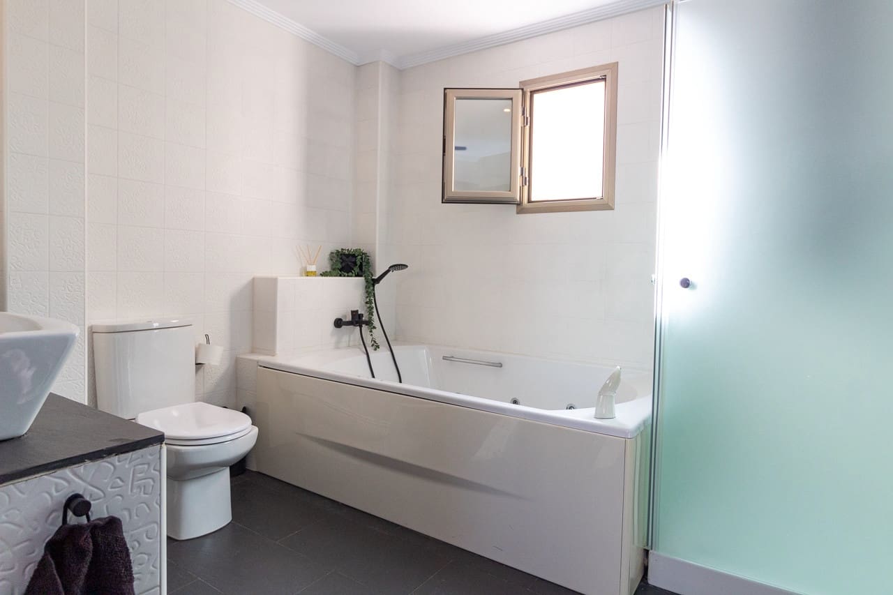 3 soverom Penthouse til salgs i Torrevieja med svømmebasseng - € 395 000 (Ref: 9383628)