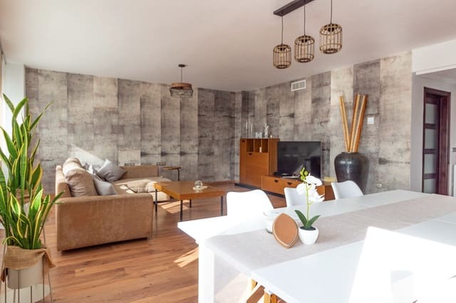 3 soverom Penthouse til salgs i Playa de los Locos, Torrevieja med svømmebasseng - € 395 000 (Ref: 9383628)