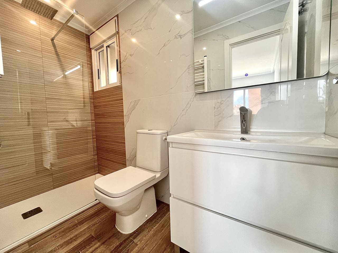 2 Zimmer Apartment zu verkaufen in San Miguel de Salinas mit Pool - 165.000 € (Ref: 9383639)