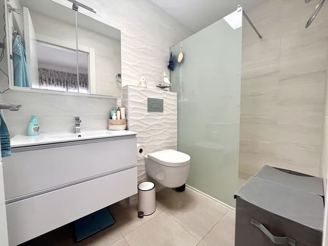 2 chambre Appartement à vendre à Pilar de la Horadada ciudad, Pilar de la Horadada avec piscine - 224 000 € (Ref: 9383640)