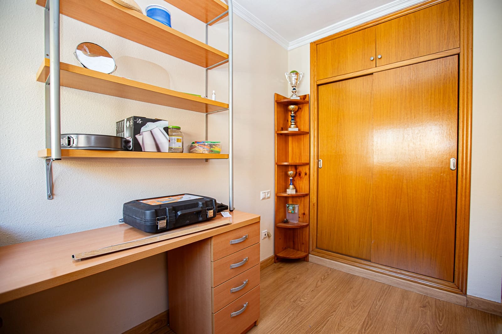 3 bedroom Penthouse for sale in Torrevieja with pool garage - € 259,900 (Ref: 9383643)