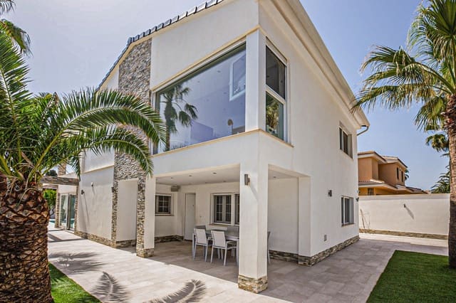 4 slaapkamer Villa te koop in La Zenia, Orihuela met zwembad - € 1.350.000 (Ref: 9383646)