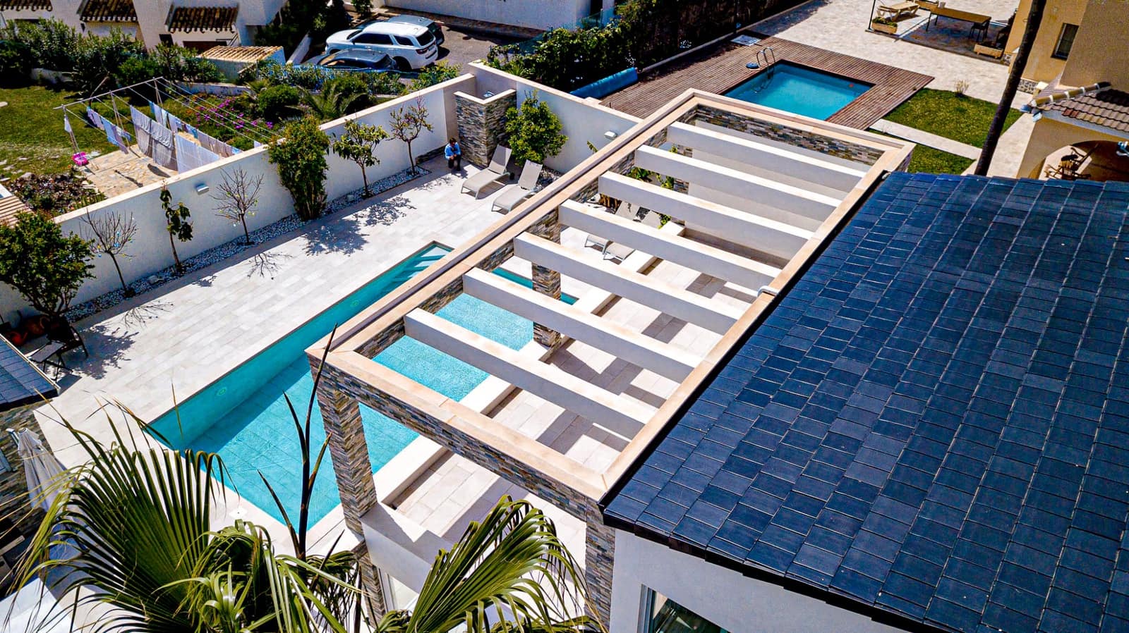 4 bedroom Villa for sale in La Zenia with pool - € 1,350,000 (Ref: 9383646)