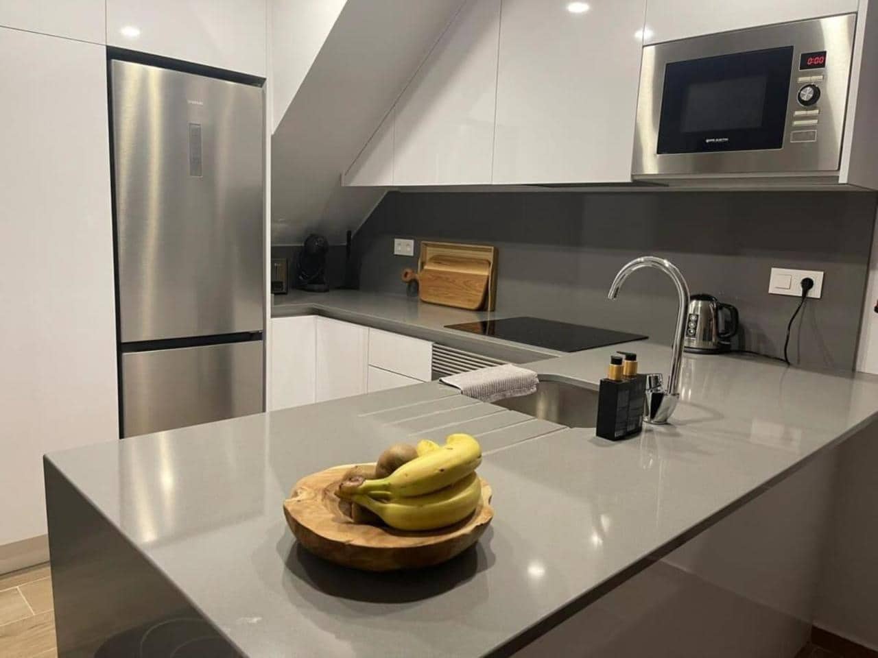 2 bedroom Penthouse for sale in Villamartin with pool garage - € 329,995 (Ref: 9383659)