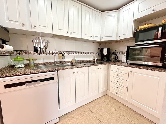 2 sypialnia Dom na sprzedaż w Avileses, Miasto Murcja z basenem - 144 000 € (Ref: 9383681)