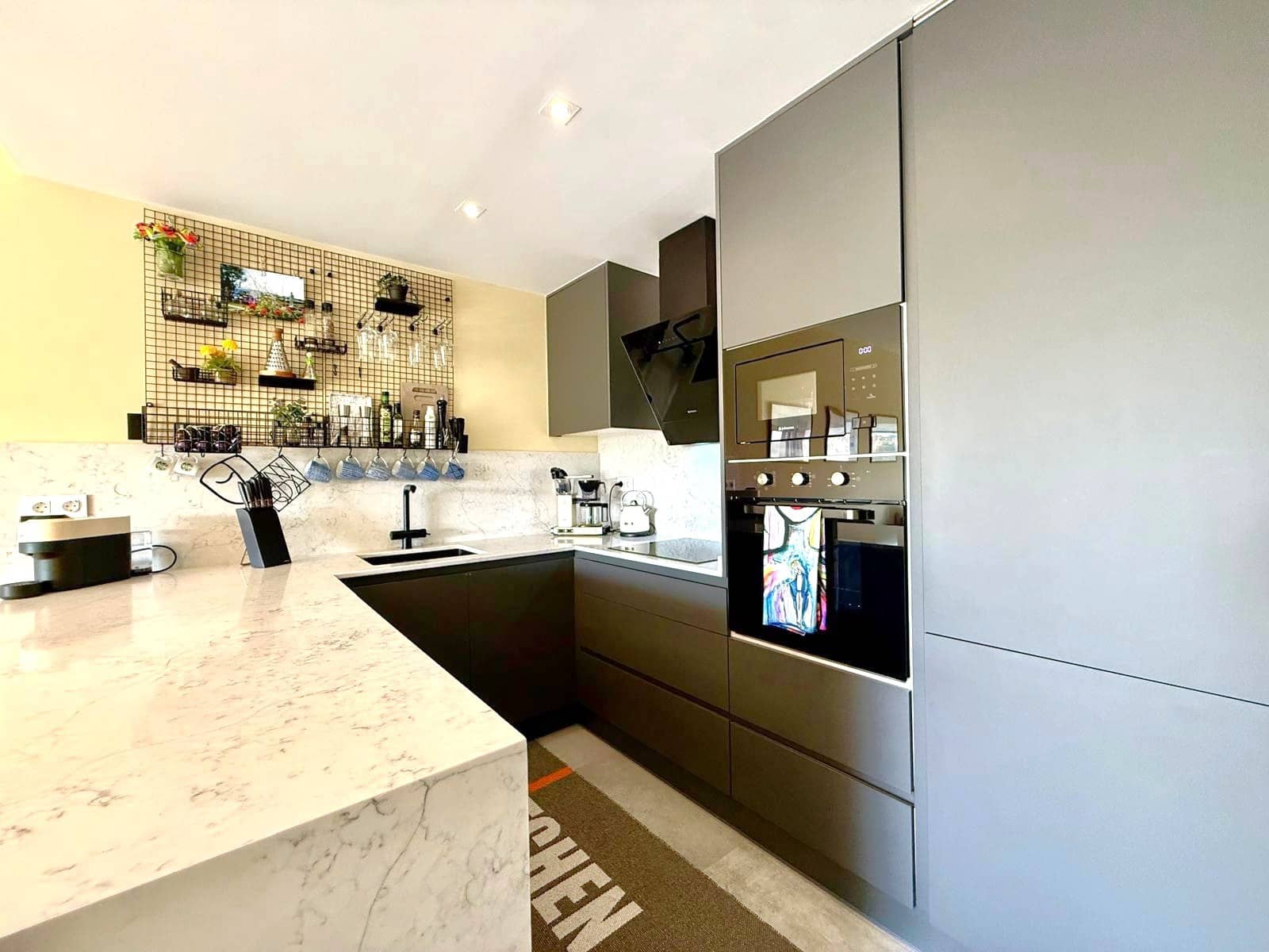 2 soverom Penthouse til salgs i Orihuela Costa med svømmebasseng - € 330 000 (Ref: 9394475)