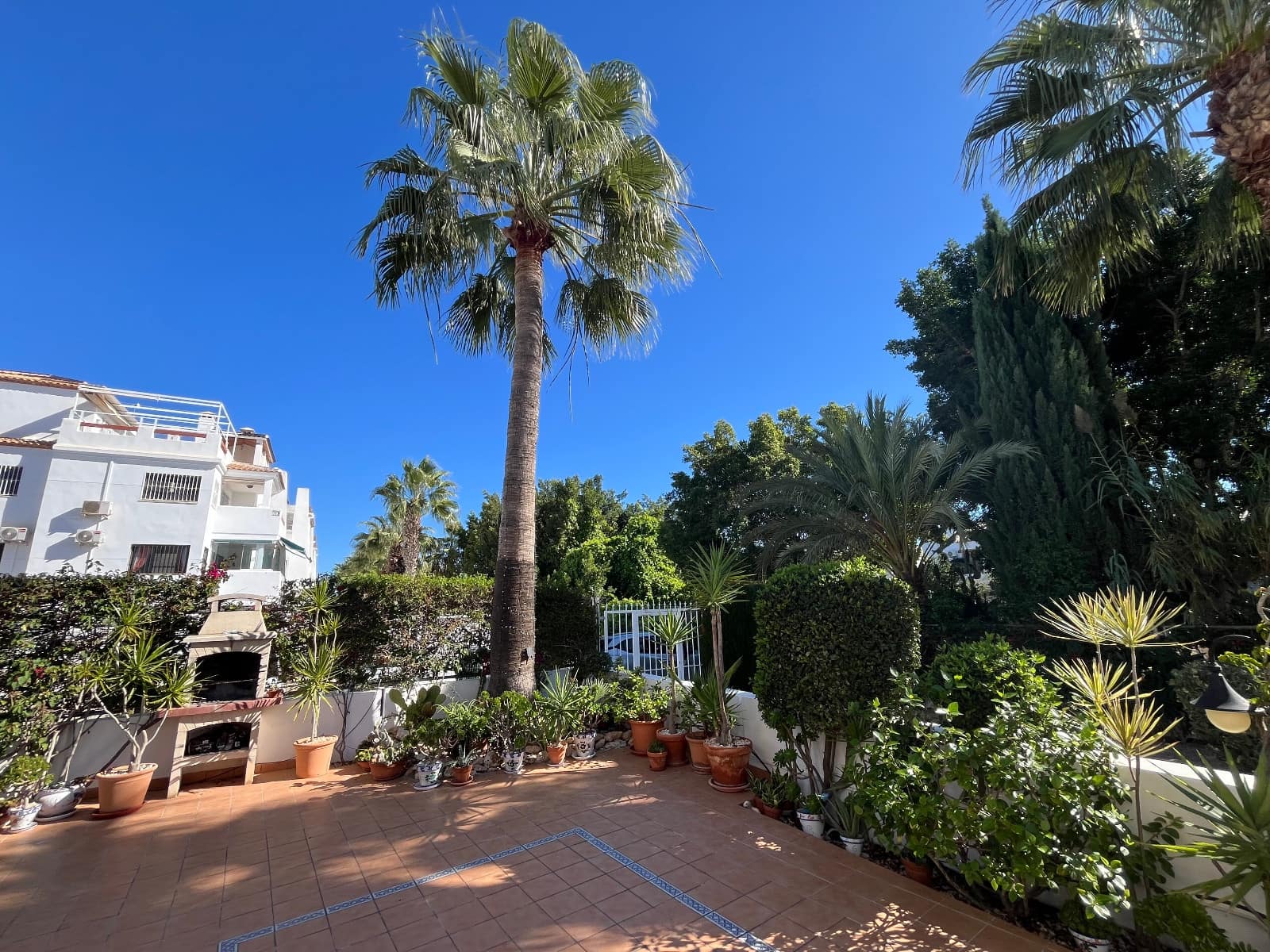 2 bedroom Apartment for sale in Villamartin with pool - € 199,995 (Ref: 9394477)