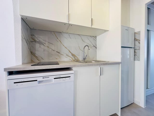 1 makuuhuone Huoneisto myytävänä paikassa Los Frutales, Torrevieja mukana uima-altaan - 135 000 € (Ref: 9394480)