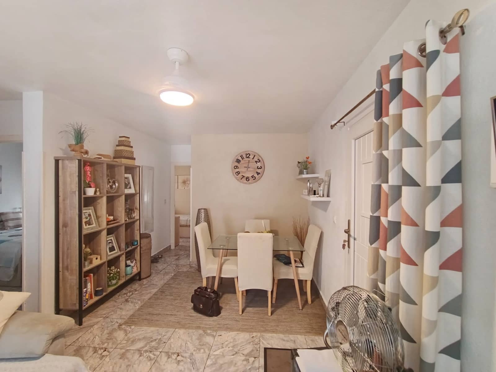 3 bedroom Apartment for sale in Torrevieja with pool - € 137,000 (Ref: 9394481)