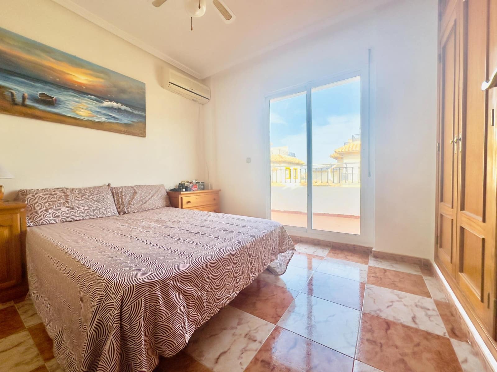 Chalet de 2 habitaciones en Cabo Roig en venta con piscina - 230.000 € (Ref: 9405818)