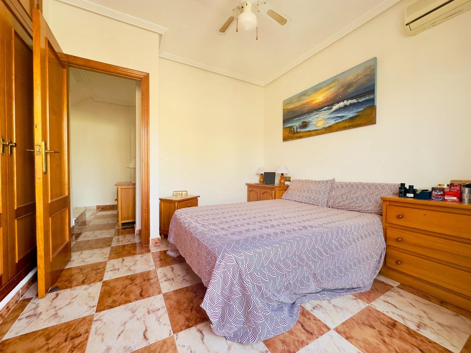 Chalet de 2 habitaciones en Cabo Roig en venta con piscina - 230.000 € (Ref: 9405818)