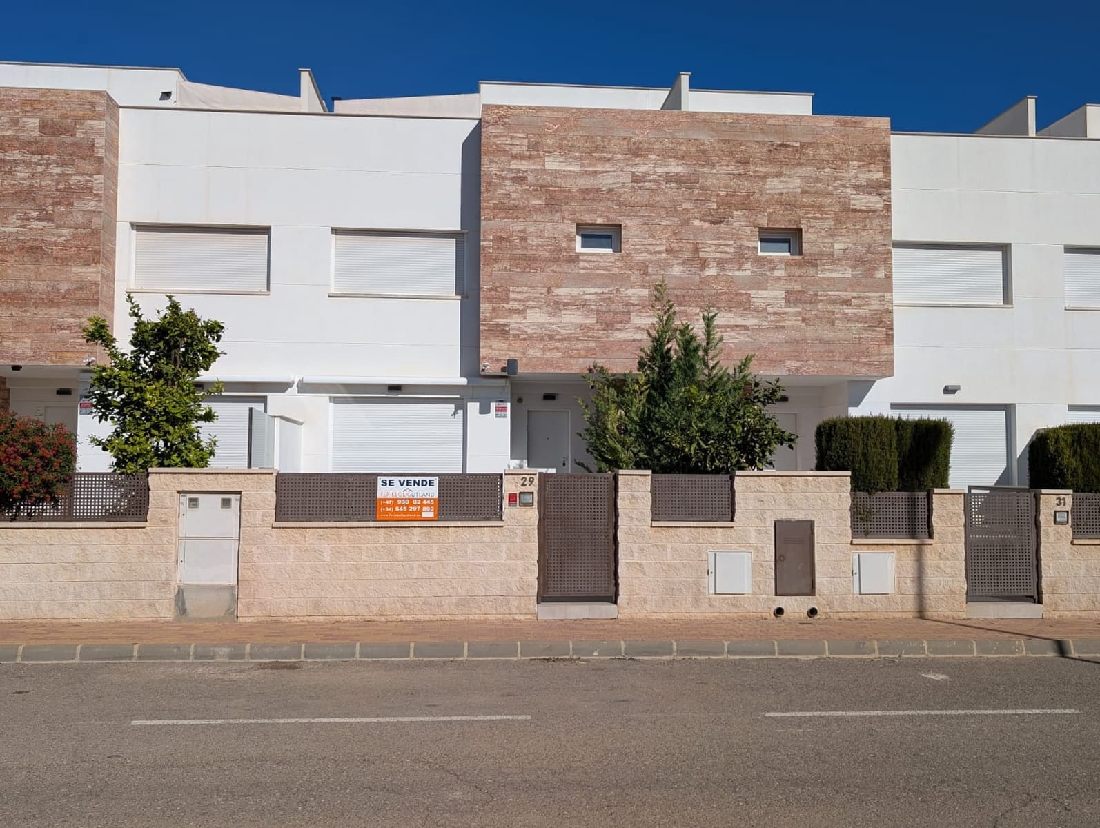 4 soveværelse Byhus til salg i San Pedro del Pinatar med swimmingpool - € 370.000 (Ref: 9444804)