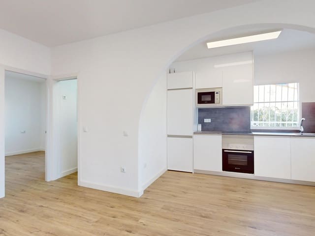 2 soverom Hus til salgs i Villamartin, Orihuela med svømmebasseng - € 199 995 (Ref: 9444809)