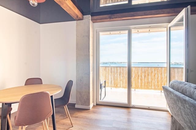 Apartamento de 2 habitaciones en Playa del Acequión, Torrevieja en venta con piscina - 275.000 € (Ref: 9444810)