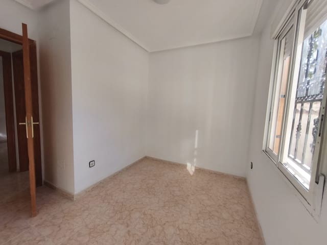 2 soveværelse Bungalow til salg i Punta Prima, Orihuela med swimmingpool - € 230.000 (Ref: 9444814)