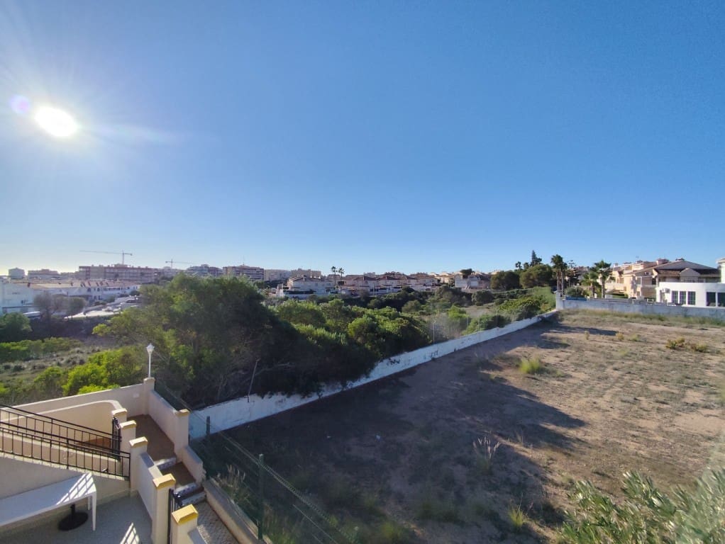 2 bedroom Apartment for sale in La Mata with pool - € 179,999 (Ref: 9466238)