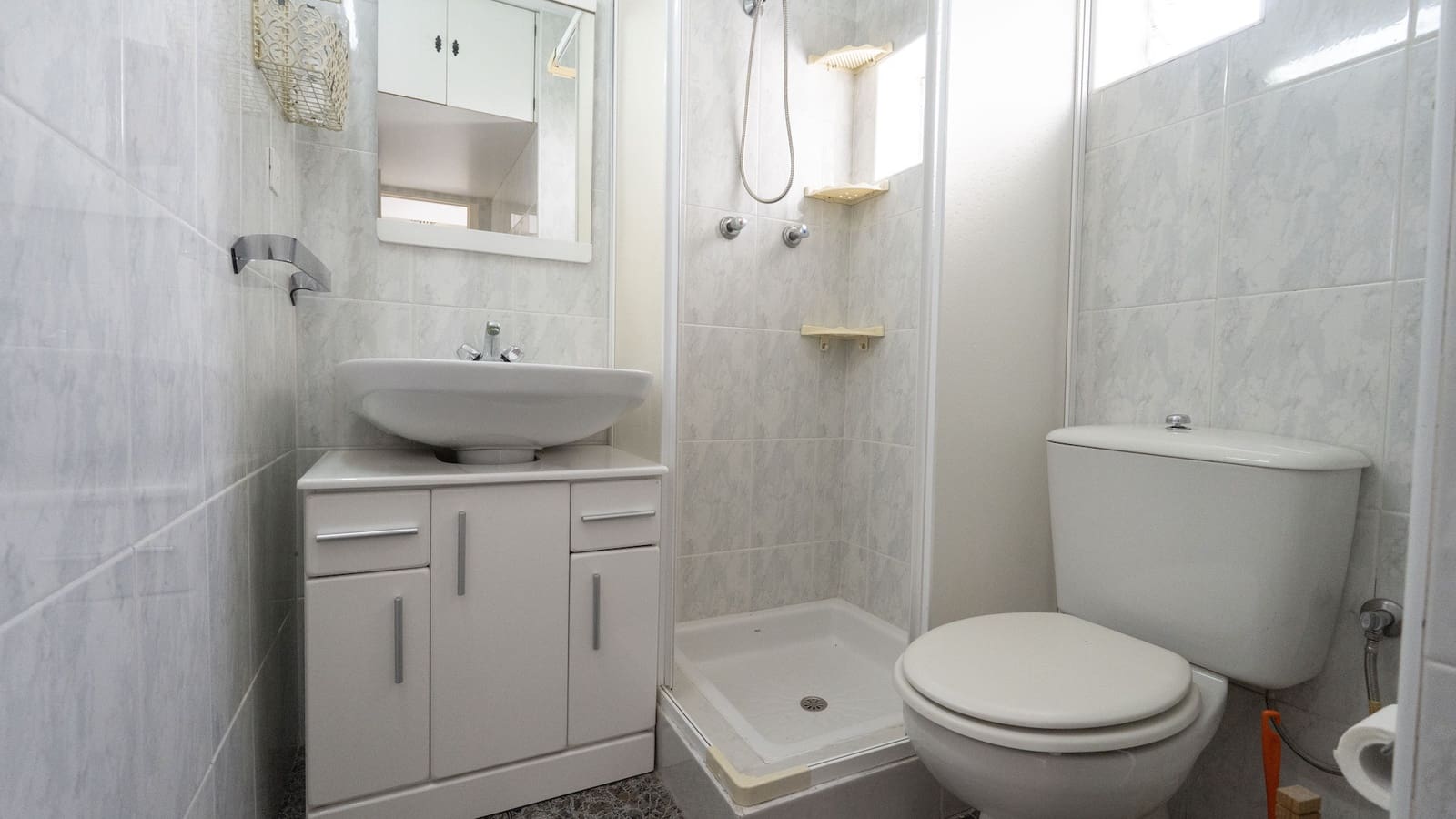 Casa de 3 habitaciones en Torrevieja en venta con piscina - 149.000 € (Ref: 9466244)