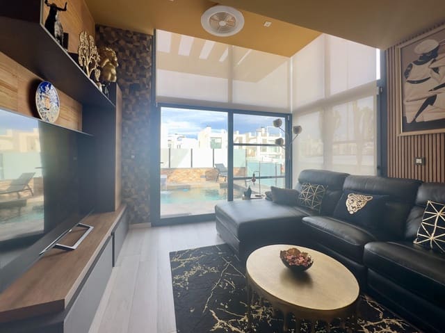 3 makuuhuone Huvila myytävänä paikassa Lomas de Cabo Roig - Los Dolses, Orihuela mukana uima-altaan - 575 000 € (Ref: 9466245)