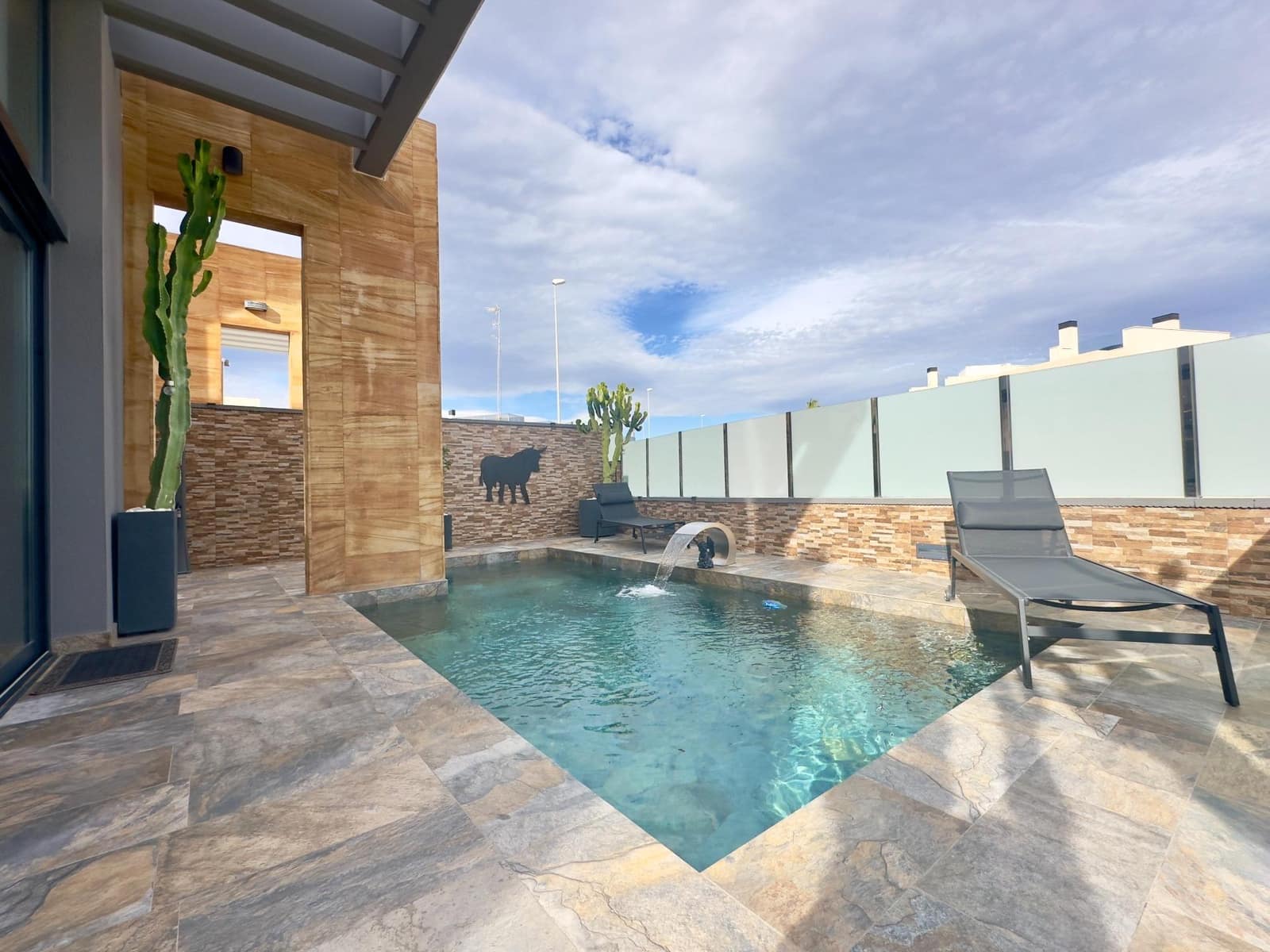 3 sovrum Villa till salu i Orihuela Costa med pool - 575 000 € (Ref: 9466245)