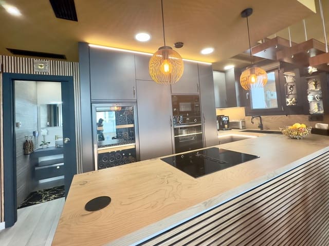 3 makuuhuone Huvila myytävänä paikassa Lomas de Cabo Roig - Los Dolses, Orihuela mukana uima-altaan - 575 000 € (Ref: 9466245)