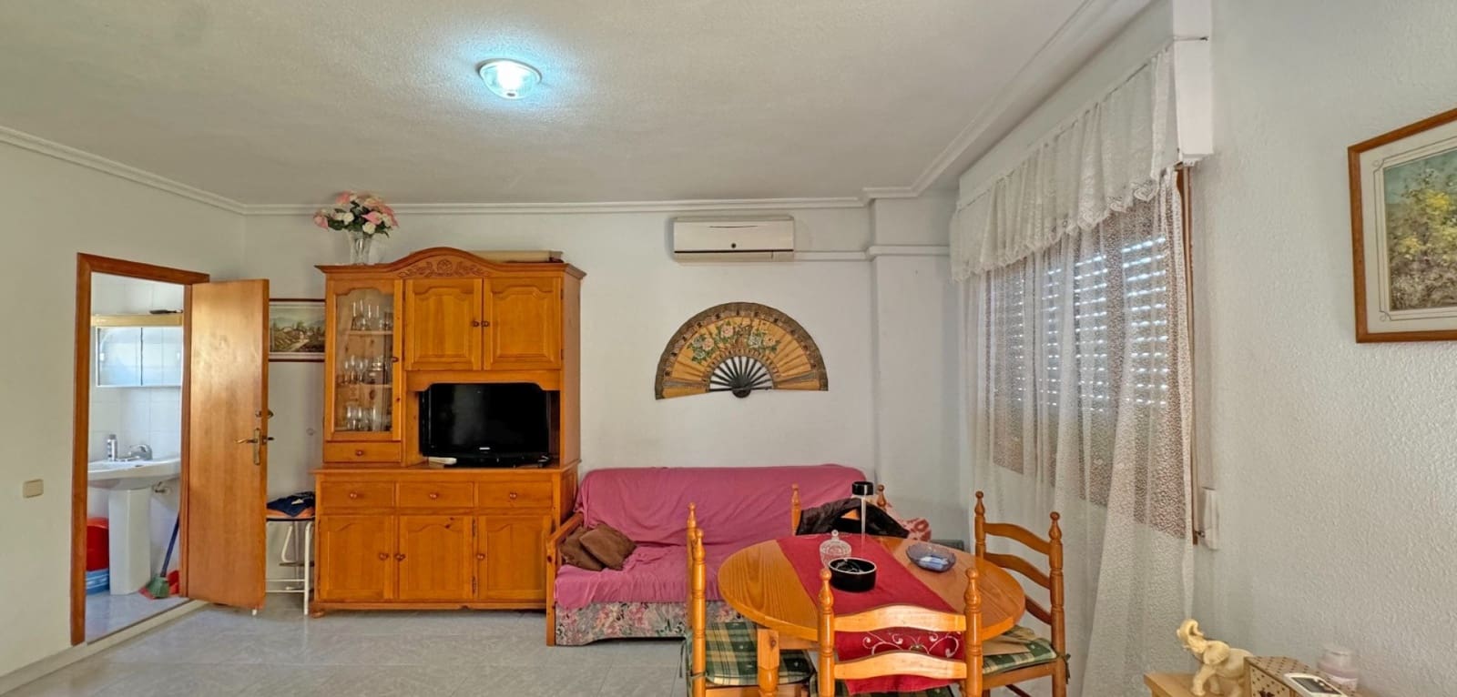 2 sovrum Lägenhet till salu i Torrevieja med pool - 119 000 € (Ref: 9466253)