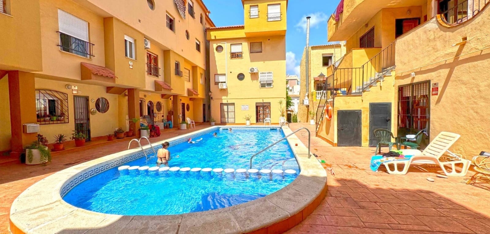 2 sovrum Lägenhet till salu i Torrevieja med pool - 119 000 € (Ref: 9466253)