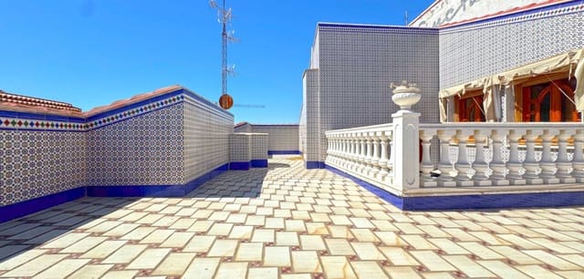 6 sypialnia Apartament na sprzedaż w San Pedro del Pinatar ciudad, San Pedro del Pinatar z basenem - 415 000 € (Ref: 9466255)