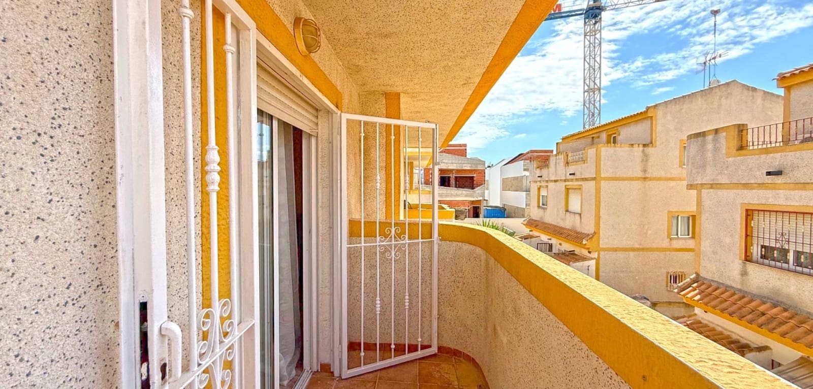 3 slaapkamer Halfvrijstaande villa te koop in Orihuela Costa met zwembad garage - € 184.900 (Ref: 9466267)
