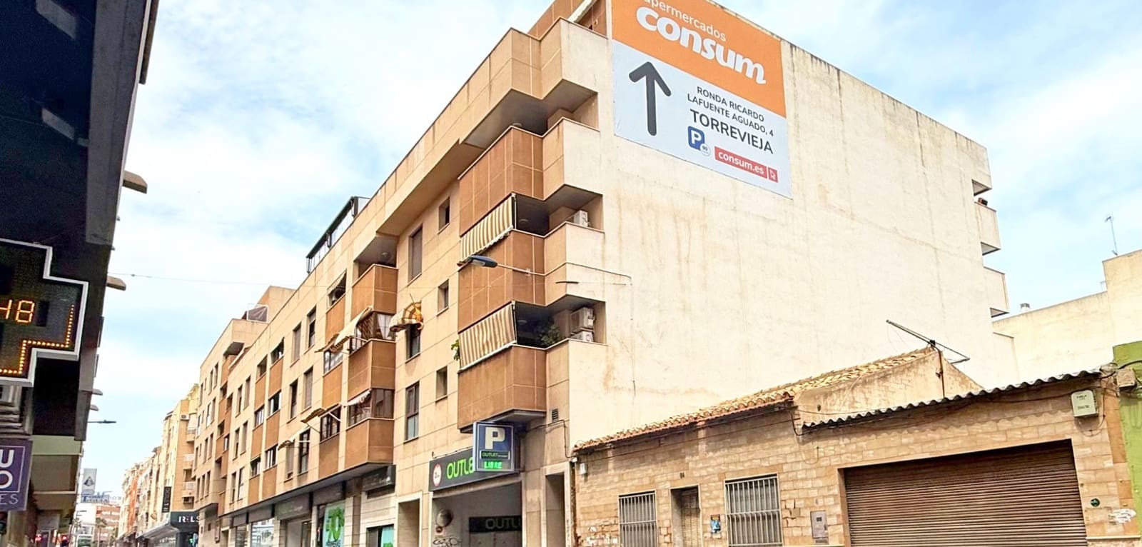 3 quarto Apartamento para venda em Torrevieja com piscina - 185 000 € (Ref: 9466284)