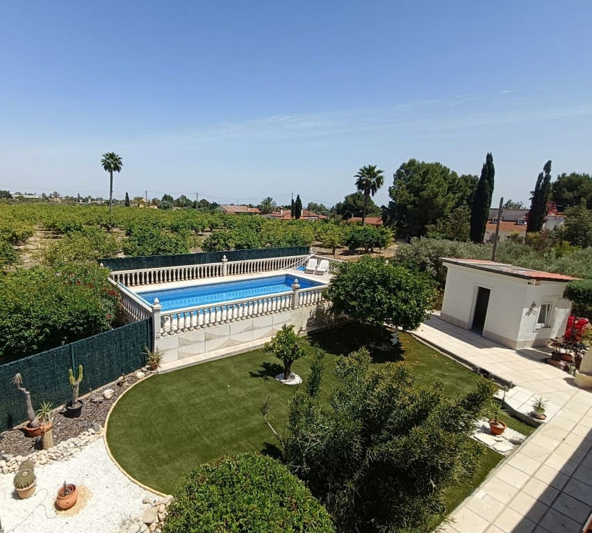 3 soveværelse Finca/Landehus til salg i Albatera med swimmingpool - € 330.000 (Ref: 9489696)