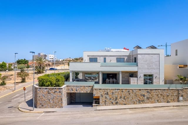 4 bedroom Villa for sale in Benijófar with pool garage - € 1,495,000 (Ref: 9489715)