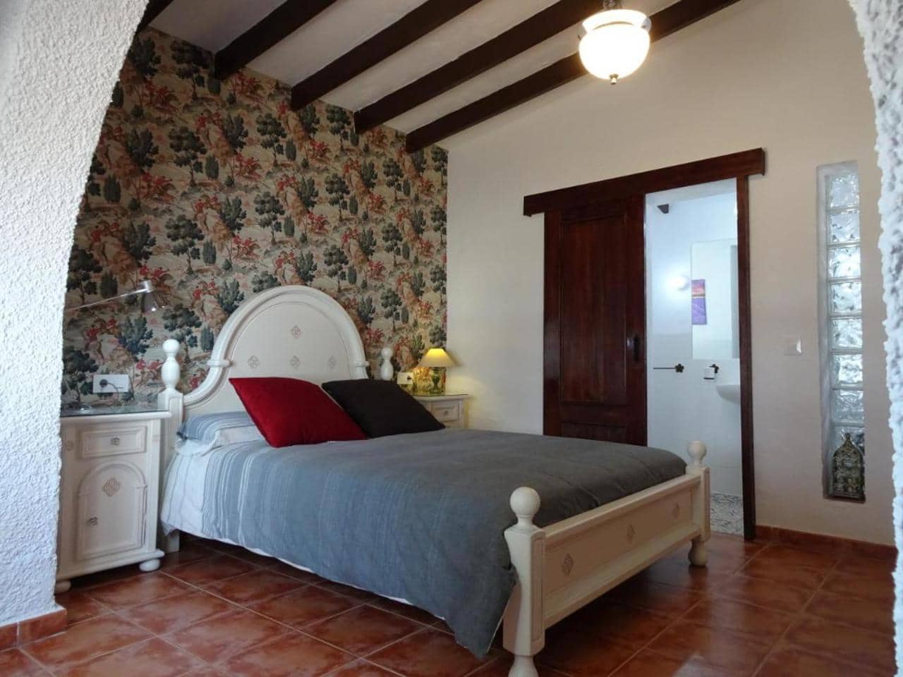 9 bedroom Villa for sale in Cabo Roig with pool - € 670,000 (Ref: 9489717)