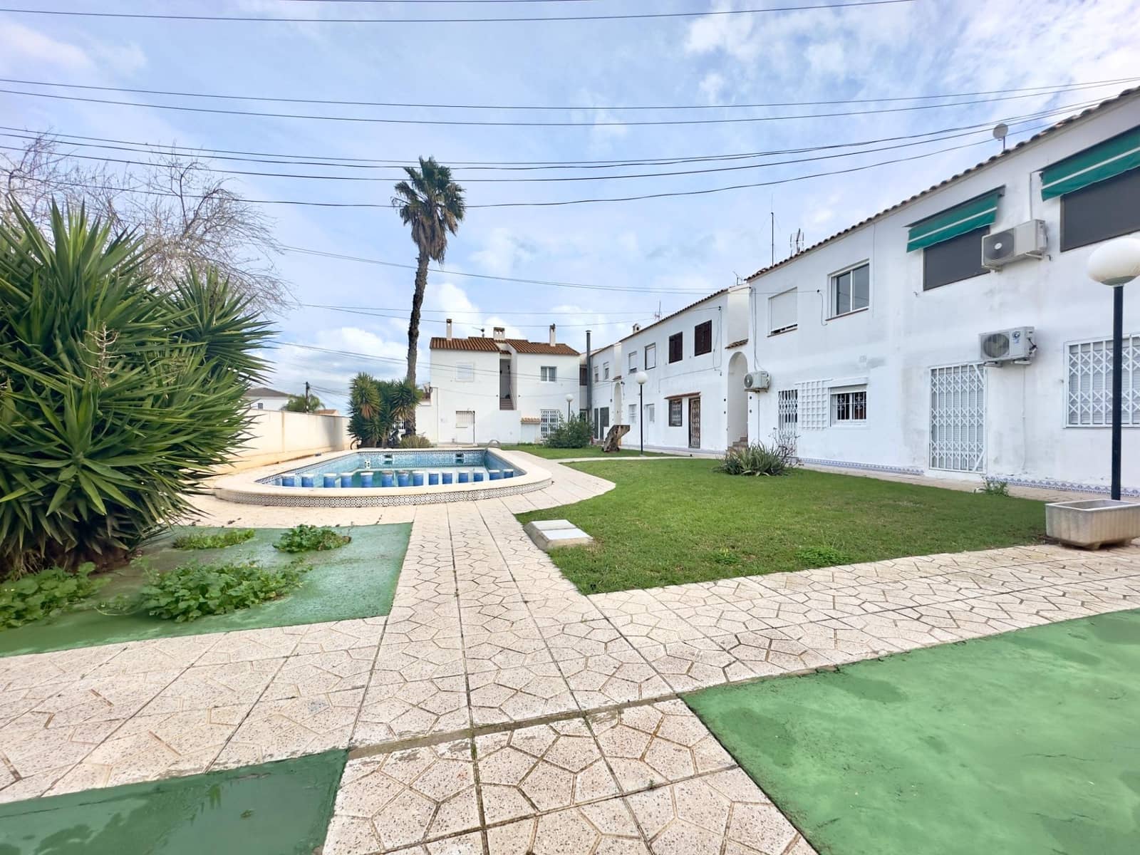 1 bedroom Bungalow for sale in La Regia with pool - € 119,000 (Ref: 9489719)