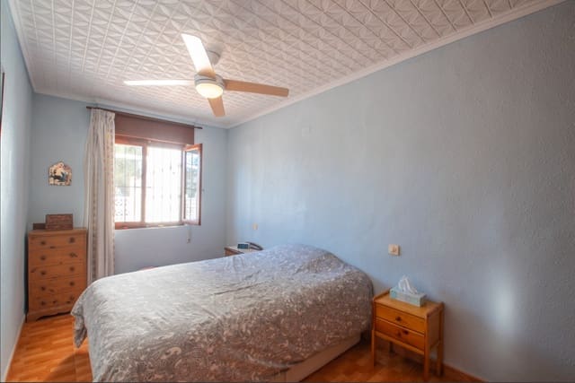 2 camera da letto Bungalow in vendita in La Torreta, Torrevieja con piscina garage - 129.999 € (Rif: 9495415)