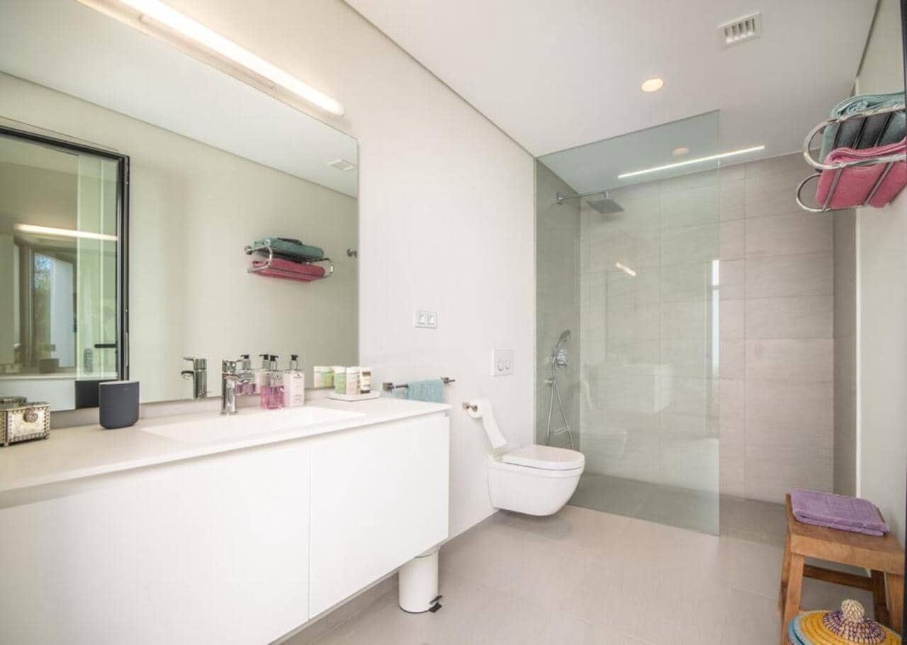 4 bedroom Villa for sale in Las Colinas Golf with pool garage - € 1,200,000 (Ref: 9495423)