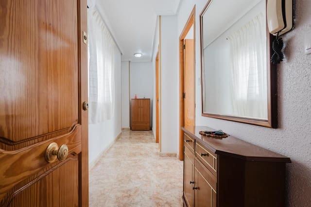 2 bedroom Apartment for sale in Playa del Acequión, Torrevieja with pool garage - € 149,500 (Ref: 9495426)